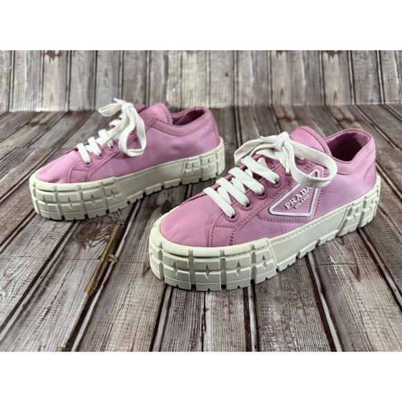 Prada Logo Lug Platform Sneaker shoes size 39 IT 9 US Color Pink - Picture 1 of 6
